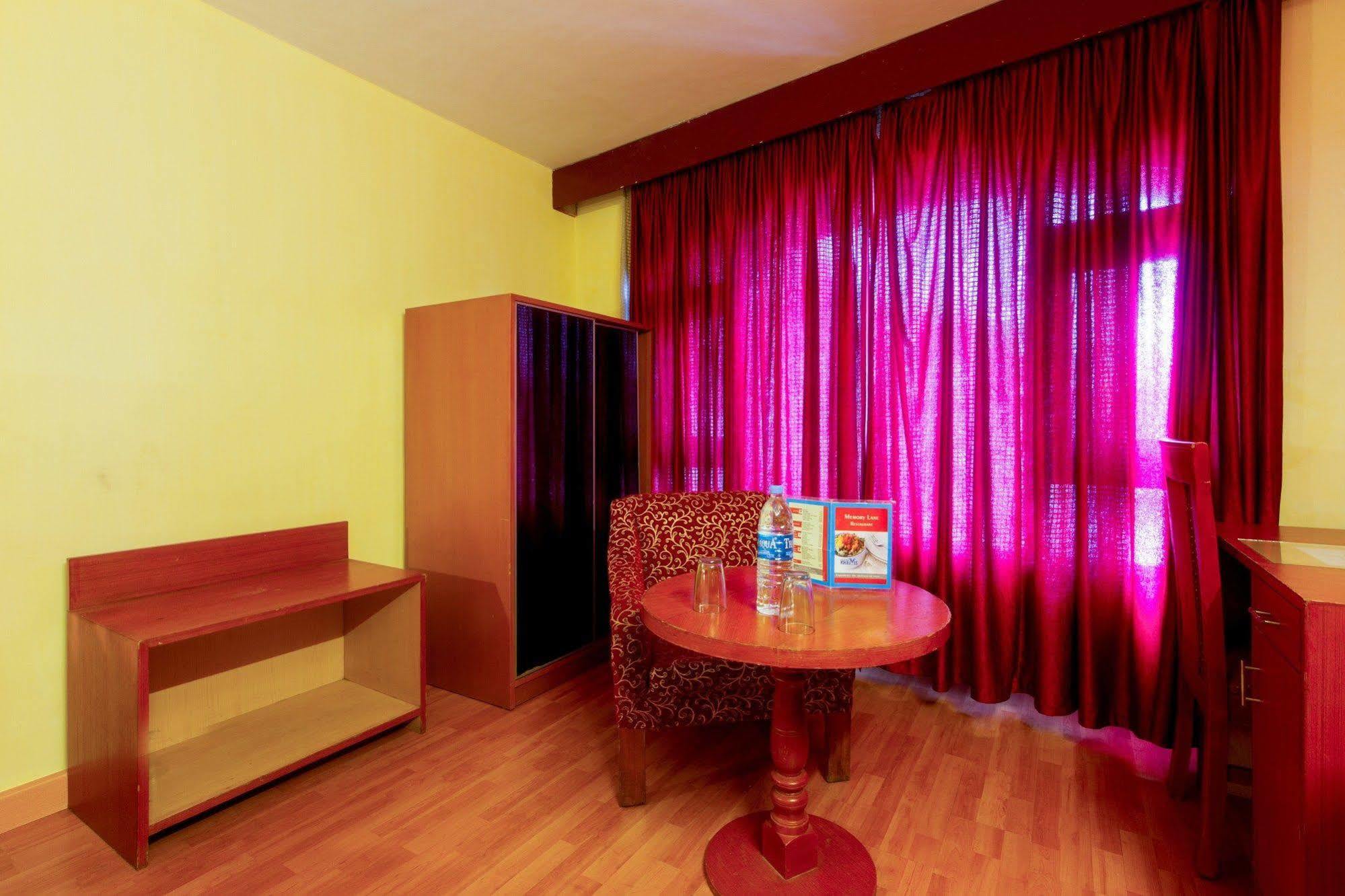 Fabhotel Khems Shoram Palace Road Утакаманд Экстерьер фото