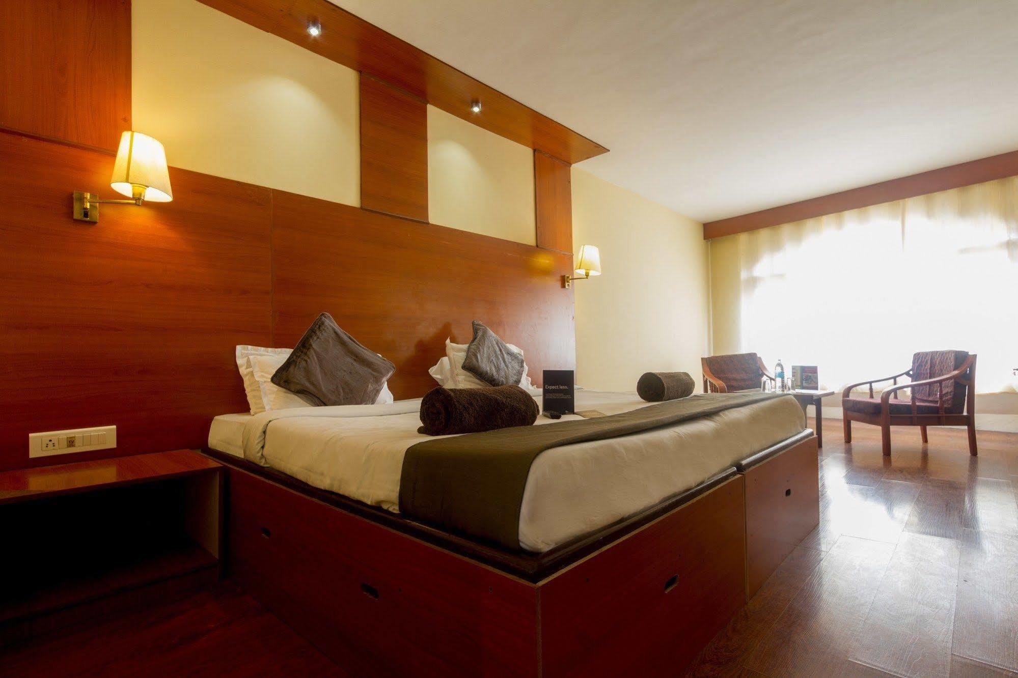 Fabhotel Khems Shoram Palace Road Утакаманд Экстерьер фото